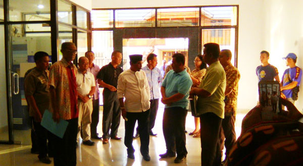 Bupati Boltim Sehan Landjar seusai memimpin Apel Sore Di Lingkup Pemerintahan Boltim