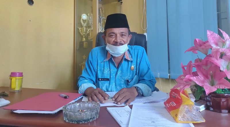 PJS Kepala Desa Boroko Timur, Rizal Patadjenu