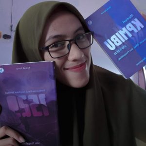 Dua buku karya Alin Pangalima, Novel 1529 dan Memori KPMIBU