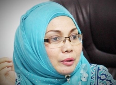 Asisten bidang Pemerintahan dan Pembangunan Setda Kota Kotamobagu, Sitti Rafiqa Bora SE