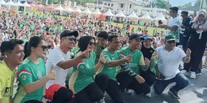Kemeriahan Kotamobagu Fan Race 2025, di Lapangan Bokihotinimbang Kotamobagu, Sabtu 24 Mei 2025. (foto.yudi/liputanBMR.com)