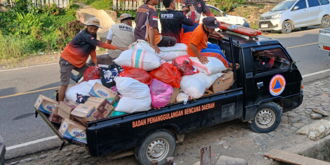 BPBD Kabupaten Bolaang Mongondow terus salurkan bantuan kepada warga terdampak banjir bandang, Desa Solimandungan Bersatu, Kecamatan Bolaang, Kabupaten Bolmong, Jumat 5 Juni 2026. (foto.dok/BPBD Bolmong)